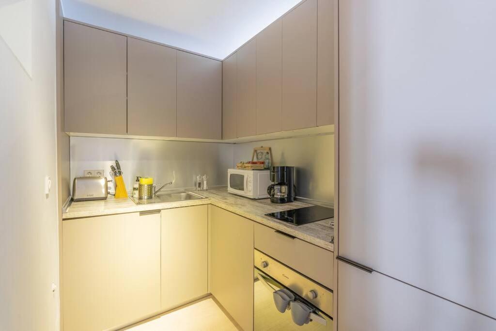 אסטפונה Ar6 Pablo Picasso 4 Bedroom Apartment מראה חיצוני תמונה