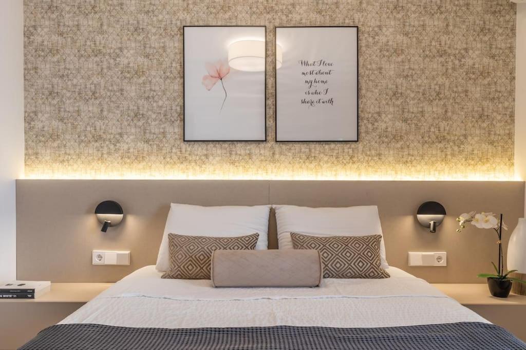 אסטפונה Ar6 Pablo Picasso 4 Bedroom Apartment מראה חיצוני תמונה