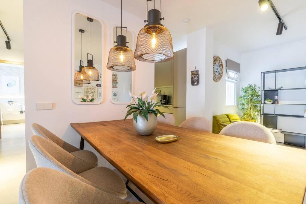 אסטפונה Ar6 Pablo Picasso 4 Bedroom Apartment מראה חיצוני תמונה
