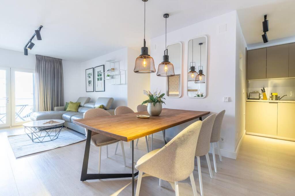 אסטפונה Ar6 Pablo Picasso 4 Bedroom Apartment מראה חיצוני תמונה